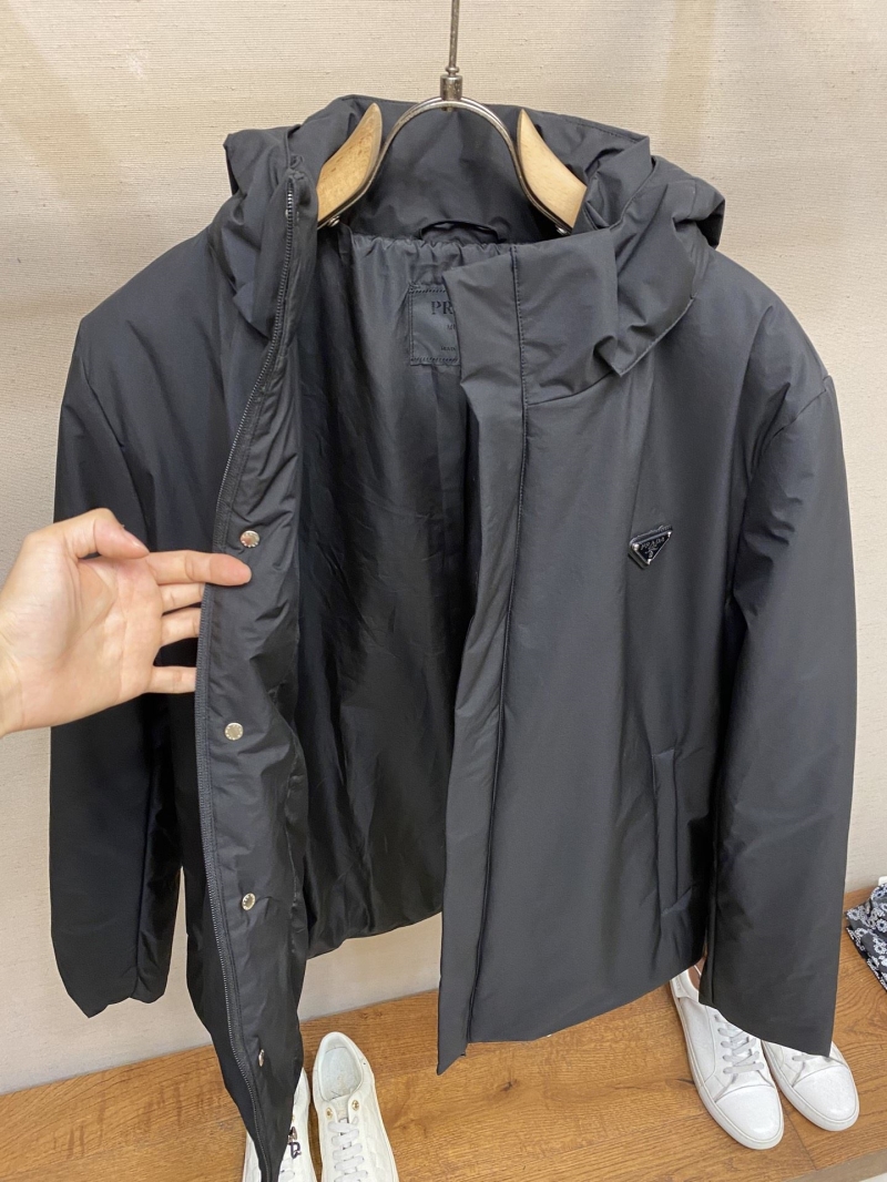 Pra*a outwear